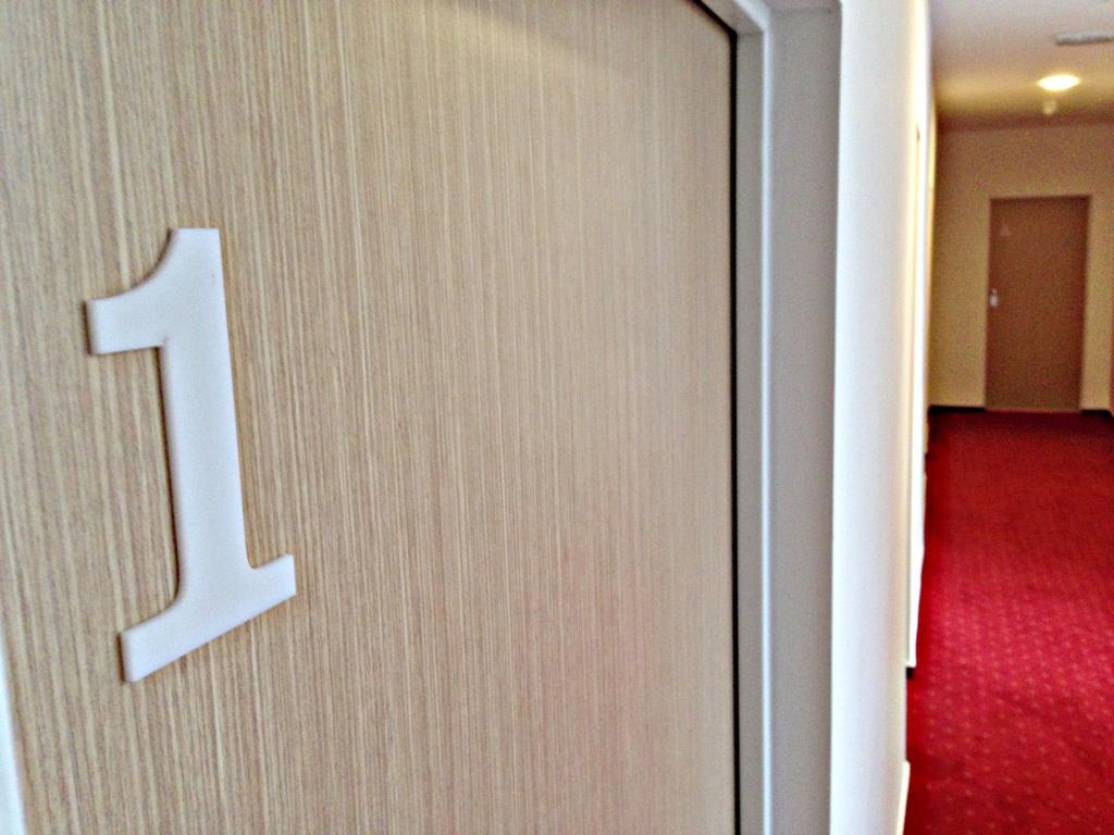 Red Carpet Rooms Загреб Екстер'єр фото