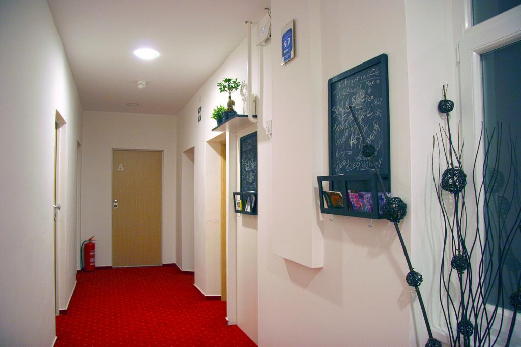 Red Carpet Rooms Загреб Екстер'єр фото